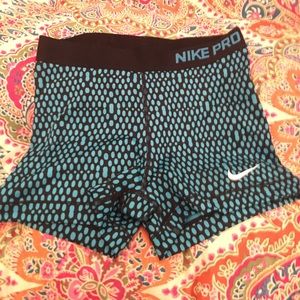 Blue/Black Nike Pro Dri-Fit shorts sz Medium